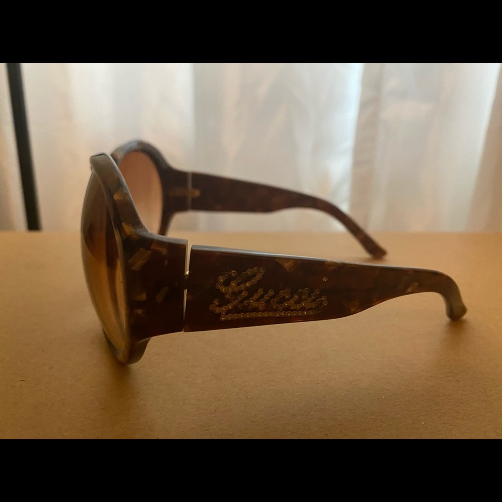 Gucci Shades